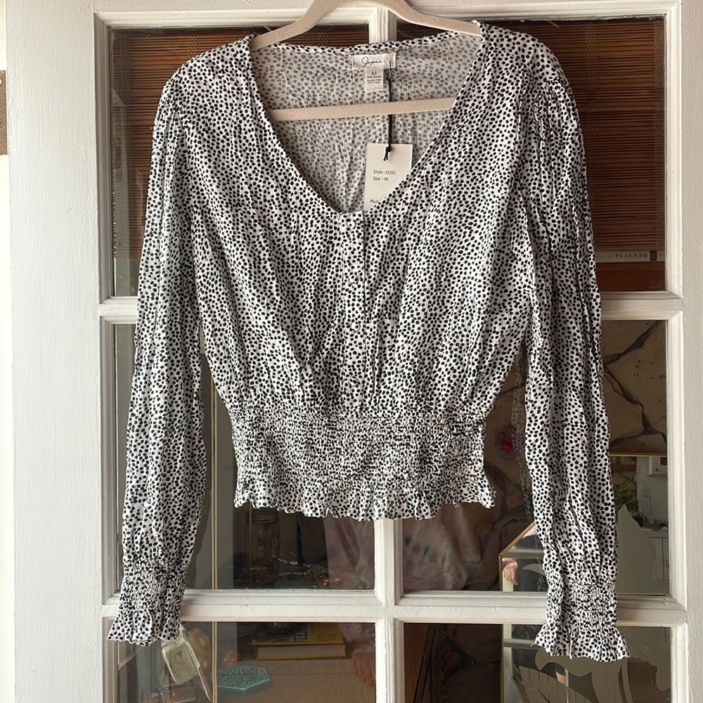 Japna • Size Medium, ruched long sleeve dotted peplum top